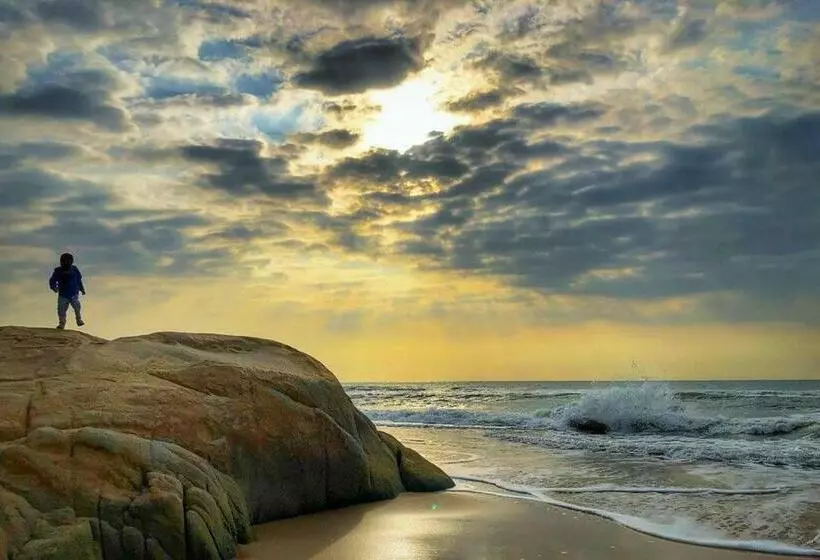 هتل Quoc Hung