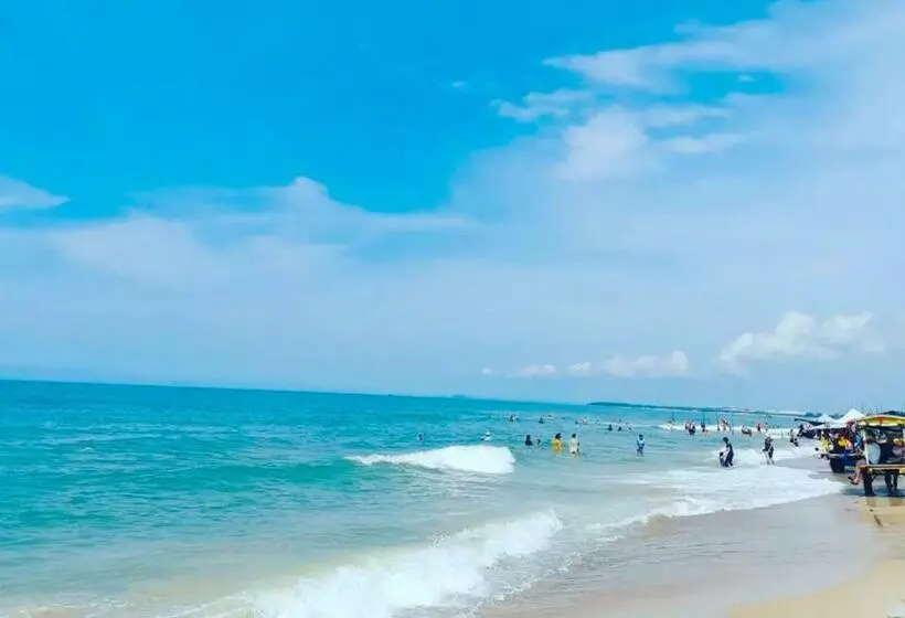 هتل Quoc Hung