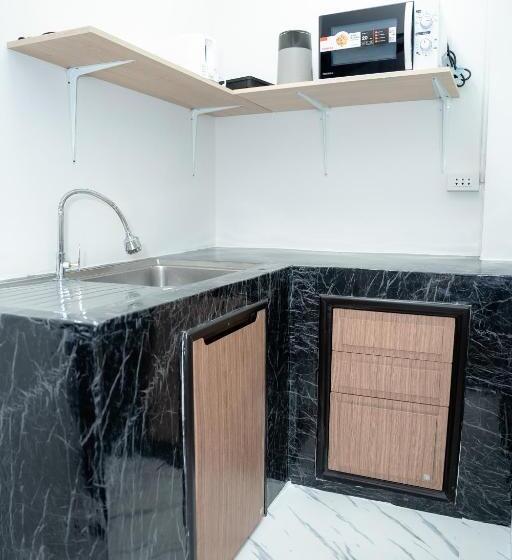 ペンション ฺbaan Waru Seaview Villa