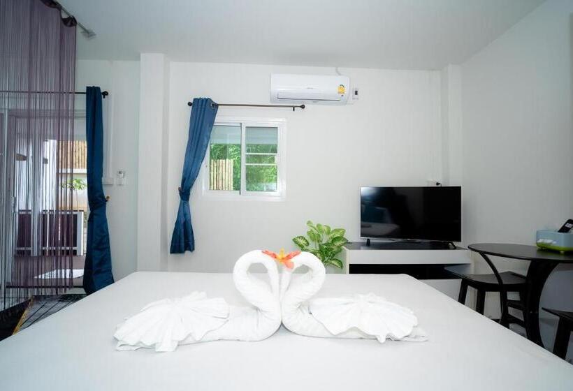 ペンション ฺbaan Waru Seaview Villa