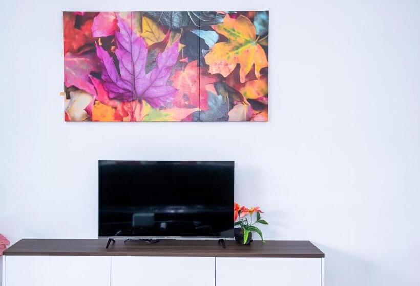 ペンション ฺbaan Waru Seaview Villa