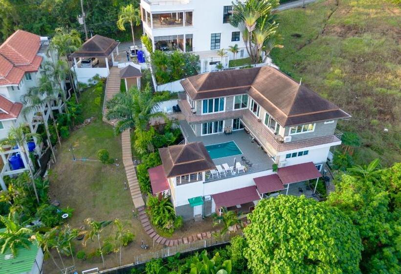 ペンション ฺbaan Waru Seaview Villa