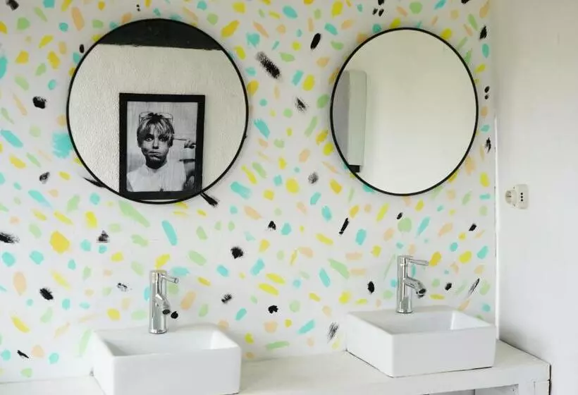 Majatalo Hué Hostel