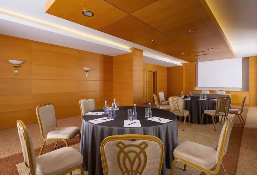 Badamdar Hotel And Residences