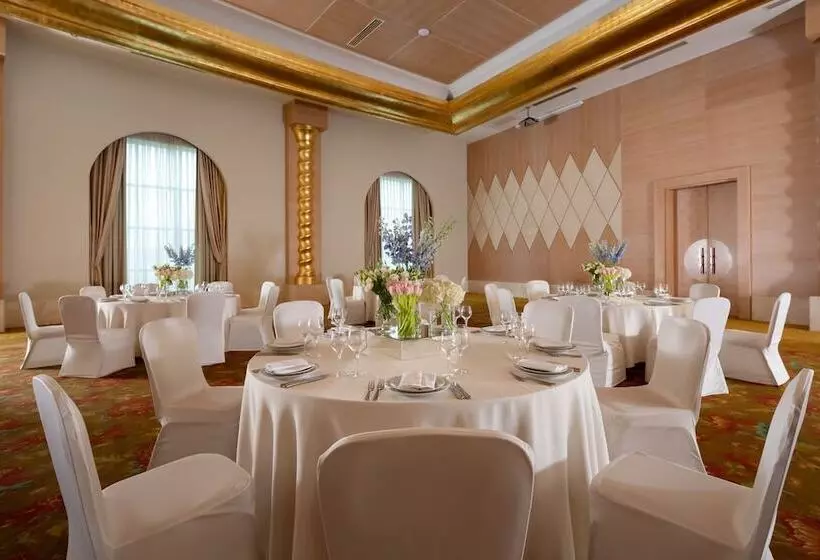 Badamdar Hotel And Residences