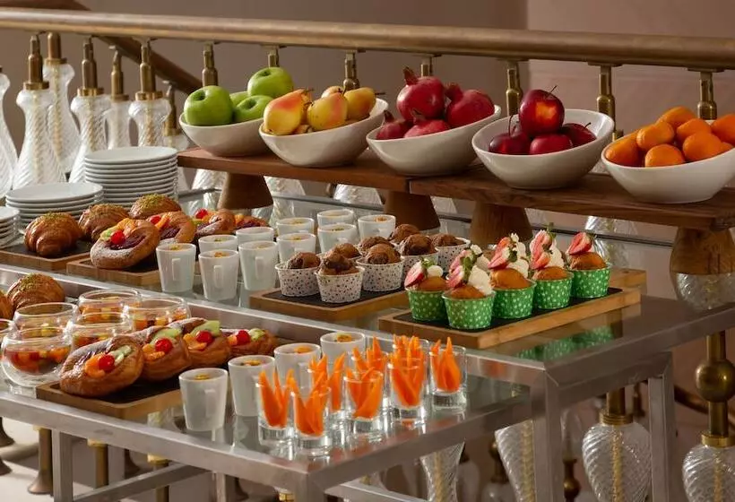 Badamdar Hotel And Residences