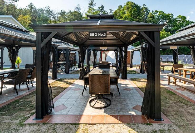 בית מלון כפרי Futureresort