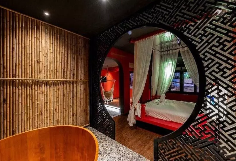 Language Exchange Hotel 3