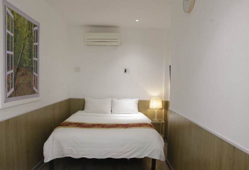 Language Exchange Hotel 3