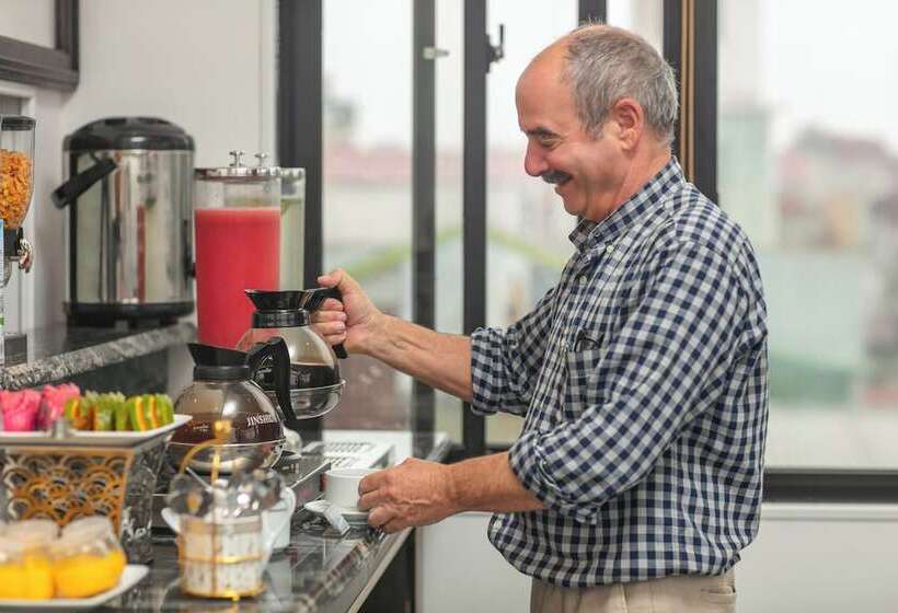 Media Central Hotel & Spa