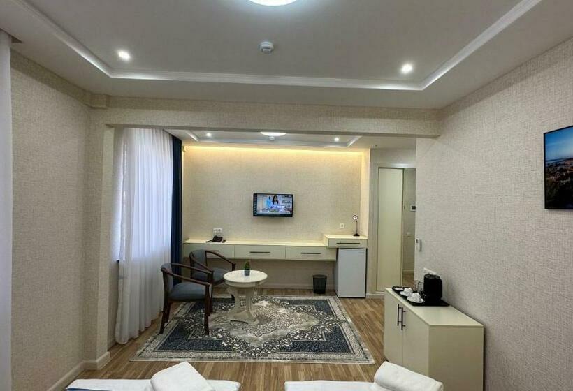 Novza Palace Hotel By Hotelpro Group