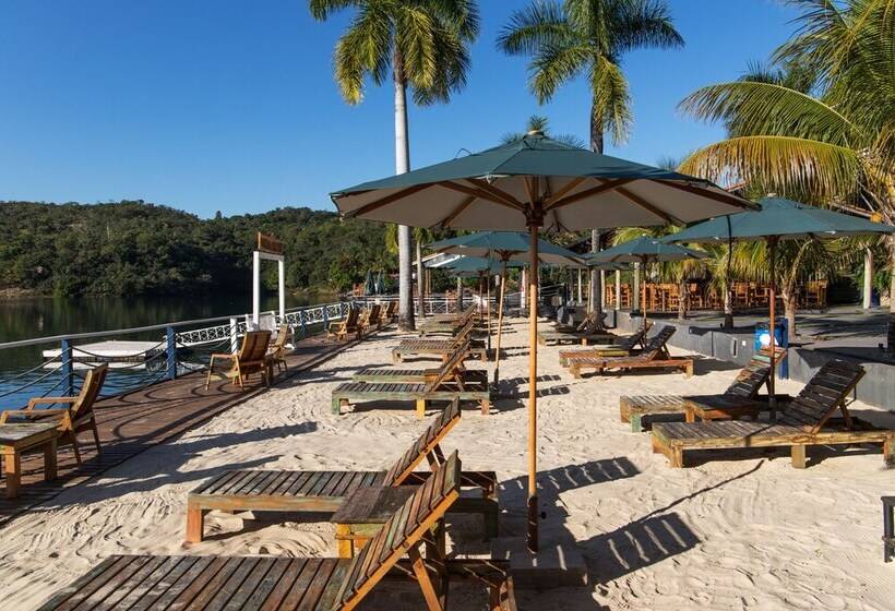 Отель Pousada Piratas Do Barro Branco