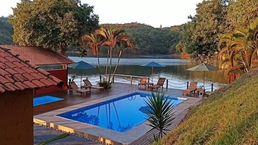 ホテル Pousada Piratas Do Barro Branco