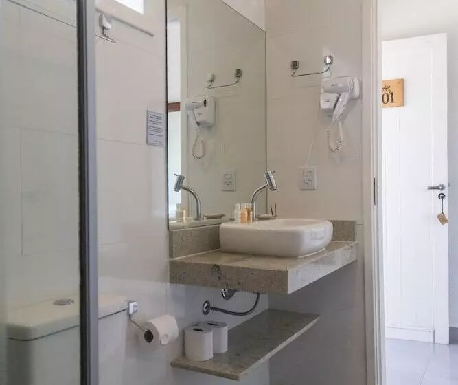 ホテル Pousada Piratas Do Barro Branco