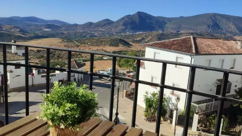 Retkeilymaja El Manantial