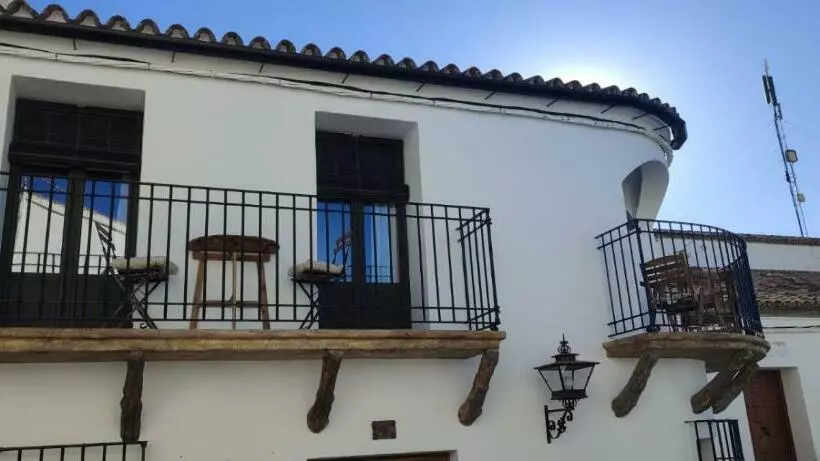 Retkeilymaja El Manantial