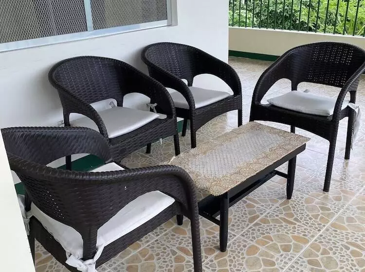 Aamiaismajoitus (B&B) Villa Palanca