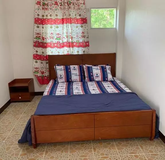 Aamiaismajoitus (B&B) Villa Palanca