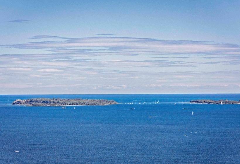 هتل Ibis Styles Mayotte Aéroport