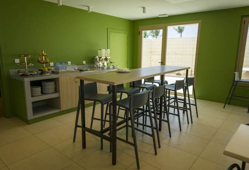 هتل Ibis Styles Mayotte Aéroport