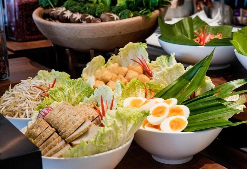 Hotel Jen Shenzhen Qianhai By Shangri La