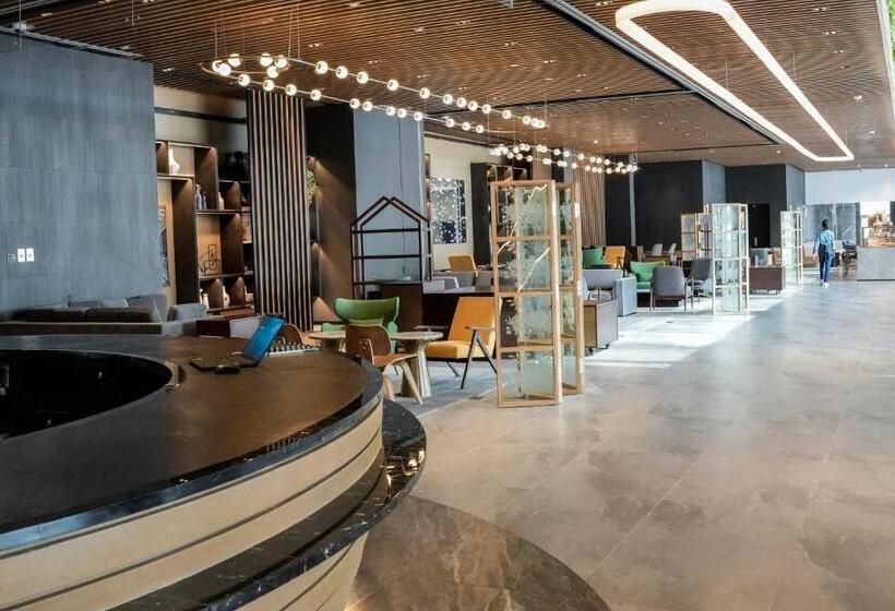 Hotel Jen Shenzhen Qianhai By Shangri La