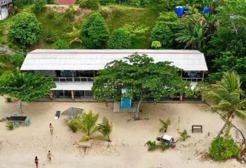 Hotelli Oyo Home 90641 Naga Puri Beach Retreat