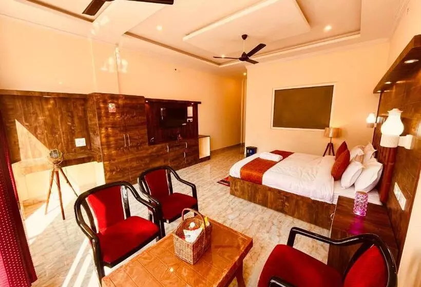ホテル Sitara Resort, Scenic Mountain View Rooms With Balcony & Terrace