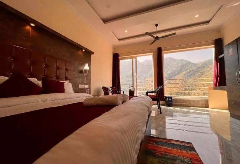 ホテル Sitara Resort, Scenic Mountain View Rooms With Balcony & Terrace