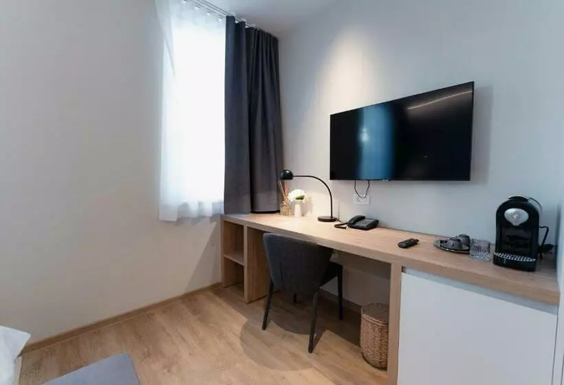 هتل Vila De Casa