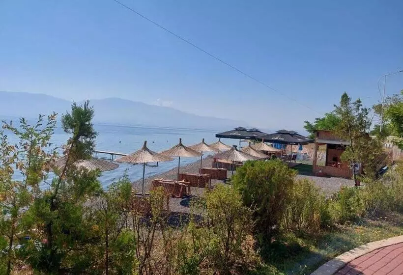 هتل Vila Toska