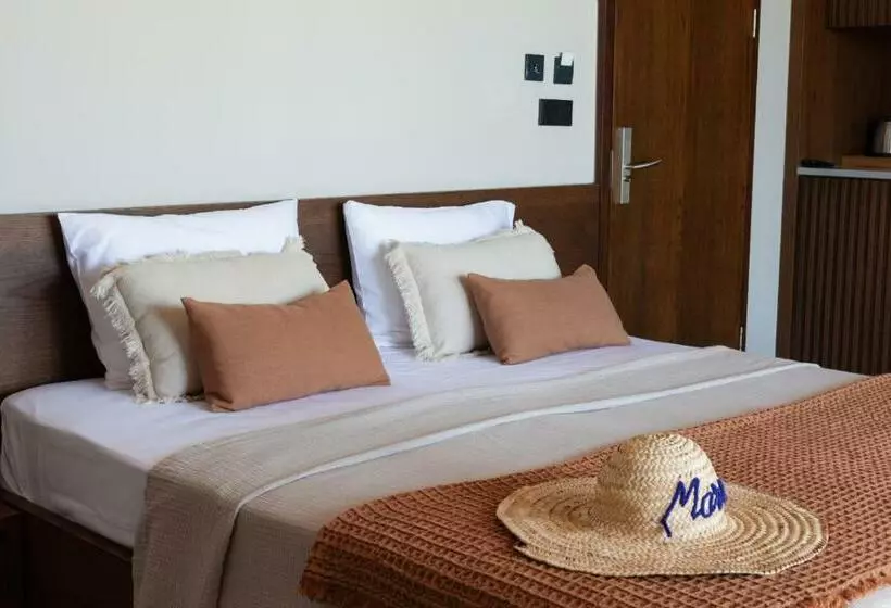 Zaya çeşme Hotel & Beach
