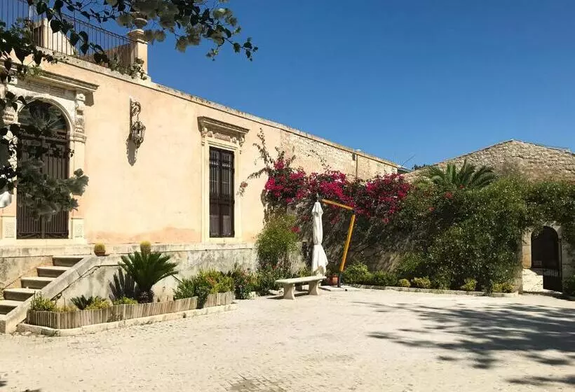Villa Barone Alfieri   Pozzallo Rg