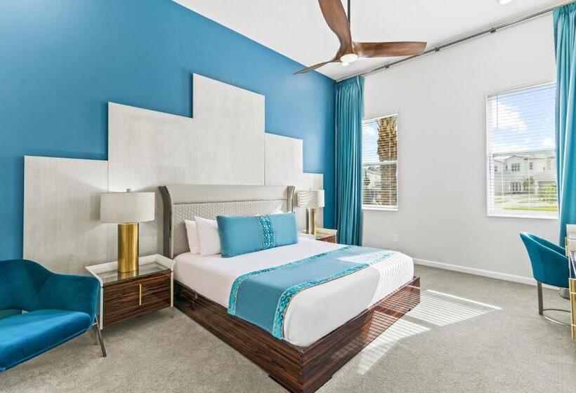 Villatel Village At Solterra Resort