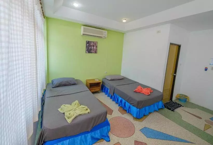 旅馆 Hacienda Backpackers