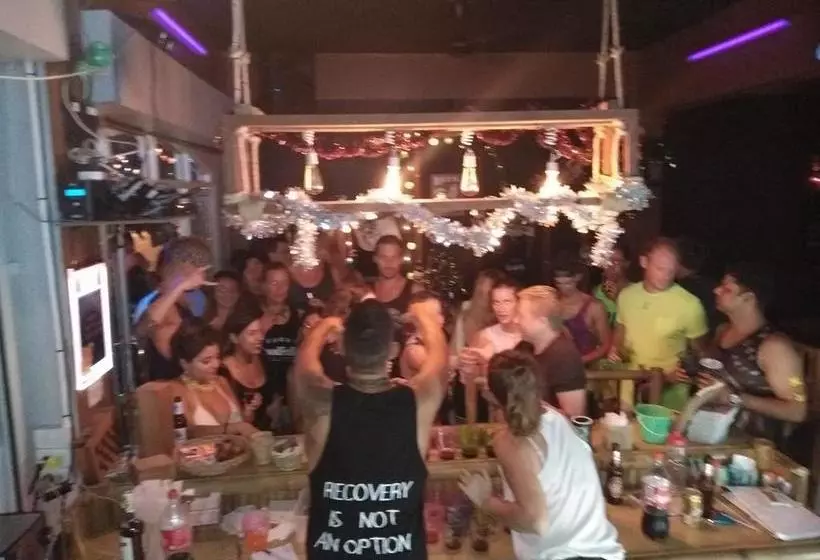 旅馆 Hacienda Backpackers