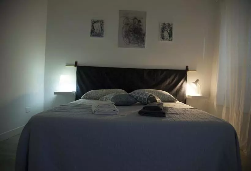 Hôtel Break And Bed