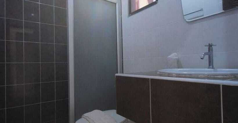 ホテル Buathong Place