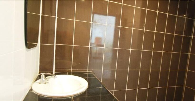 ホテル Buathong Place