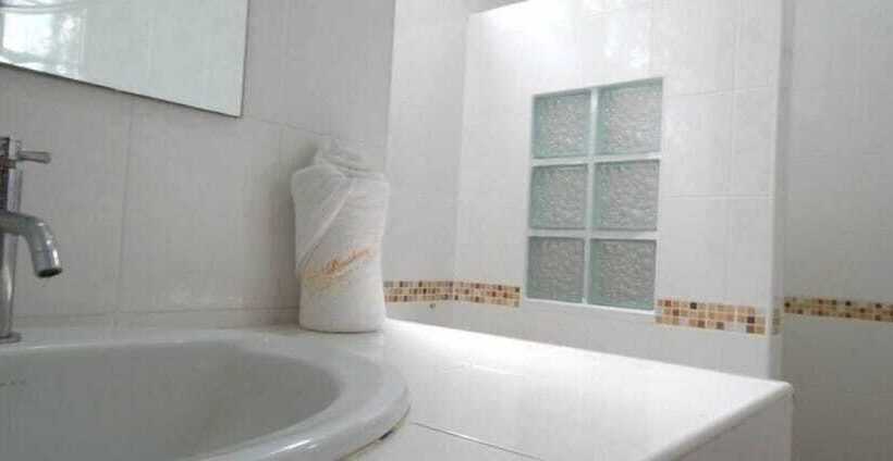 ホテル Buathong Place