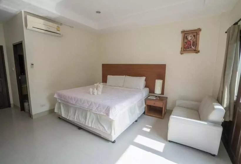 호텔 Buathong Place