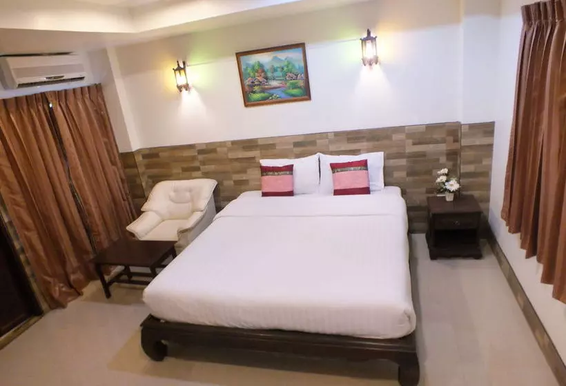 Hotel Chaba Garden Resort & Service