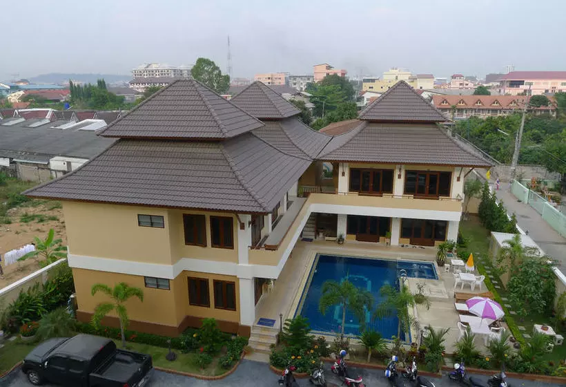 Hotel Chaba Garden Resort & Service