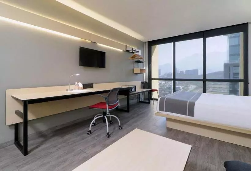 בית מלון כפרי City Express Plus By Marriott Monterrey Galerías