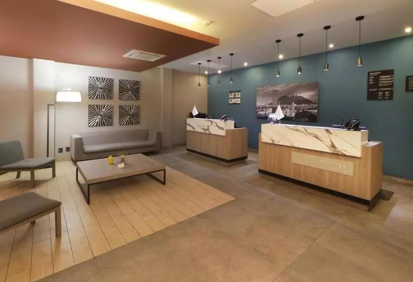 בית מלון כפרי City Express Plus By Marriott Monterrey Galerías