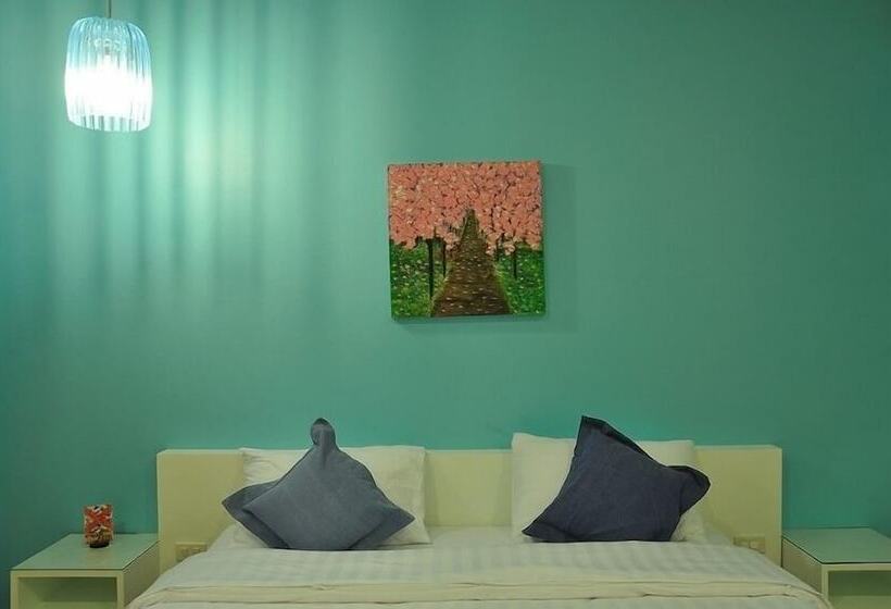 בית מלון כפרי Clear House Phuket