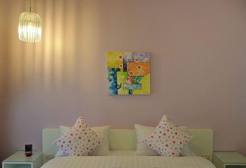 בית מלון כפרי Clear House Phuket