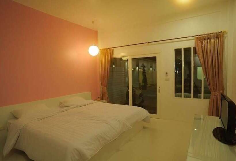 בית מלון כפרי Clear House Phuket