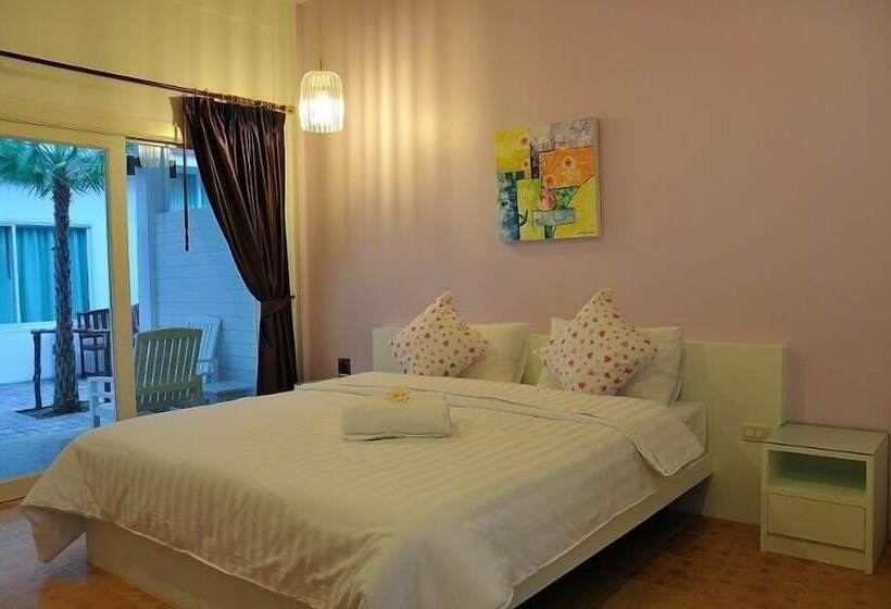 בית מלון כפרי Clear House Phuket