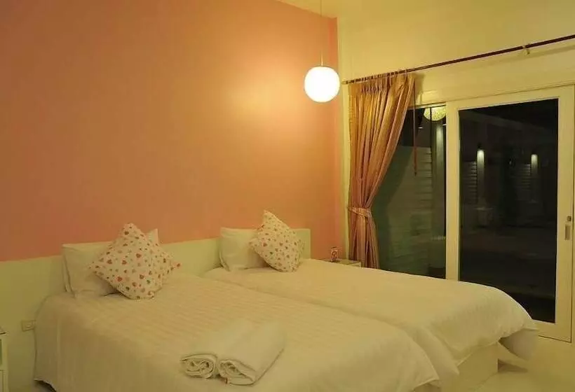 בית מלון כפרי Clear House Phuket